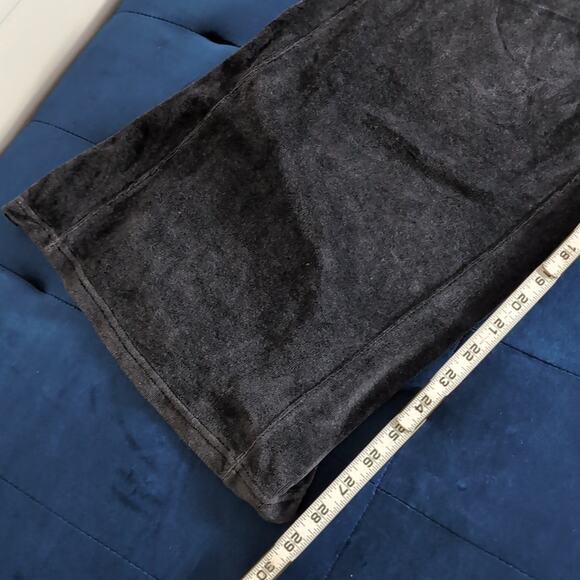 Lululemon Loungers - Picture 4 of 6